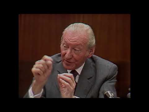 Waldheims Walzer Trailer